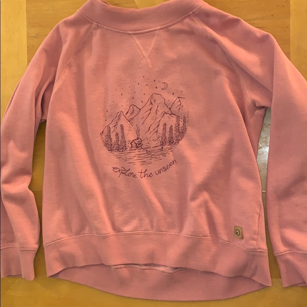 Super soft Tentree sweatshirt